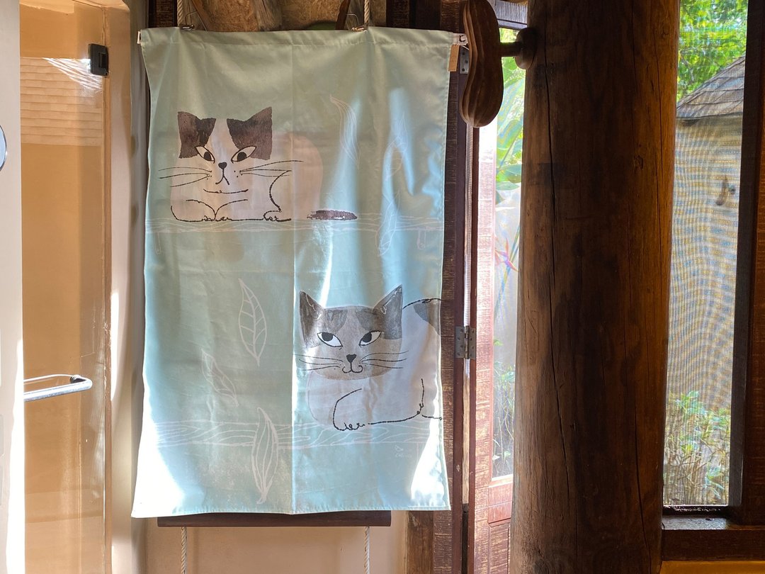 Decorative fabric with cat  Fabric wall decoration W100 cm. x H150cm. - 墙贴/壁贴 - 聚酯纤维 透明