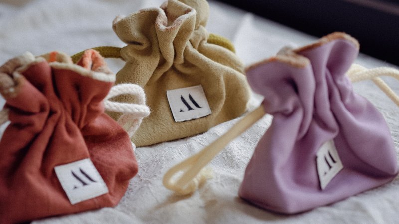 锦囊收纳袋(小) 可定制布花 - 化妆包/杂物包 - 棉．麻 