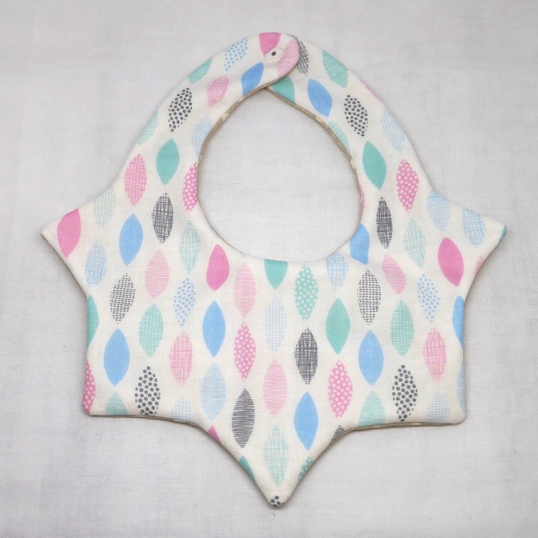 Japanese Handmade 8-layer-gauze Baby Bib - 围嘴/口水巾 - 棉 白色