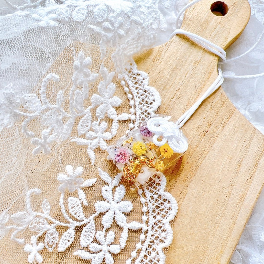 清新 透明感 花材御守 日系 手作 祈愿 少女 定制礼物 吊饰 猫 兔 - 吊饰 - 其他材质 多色