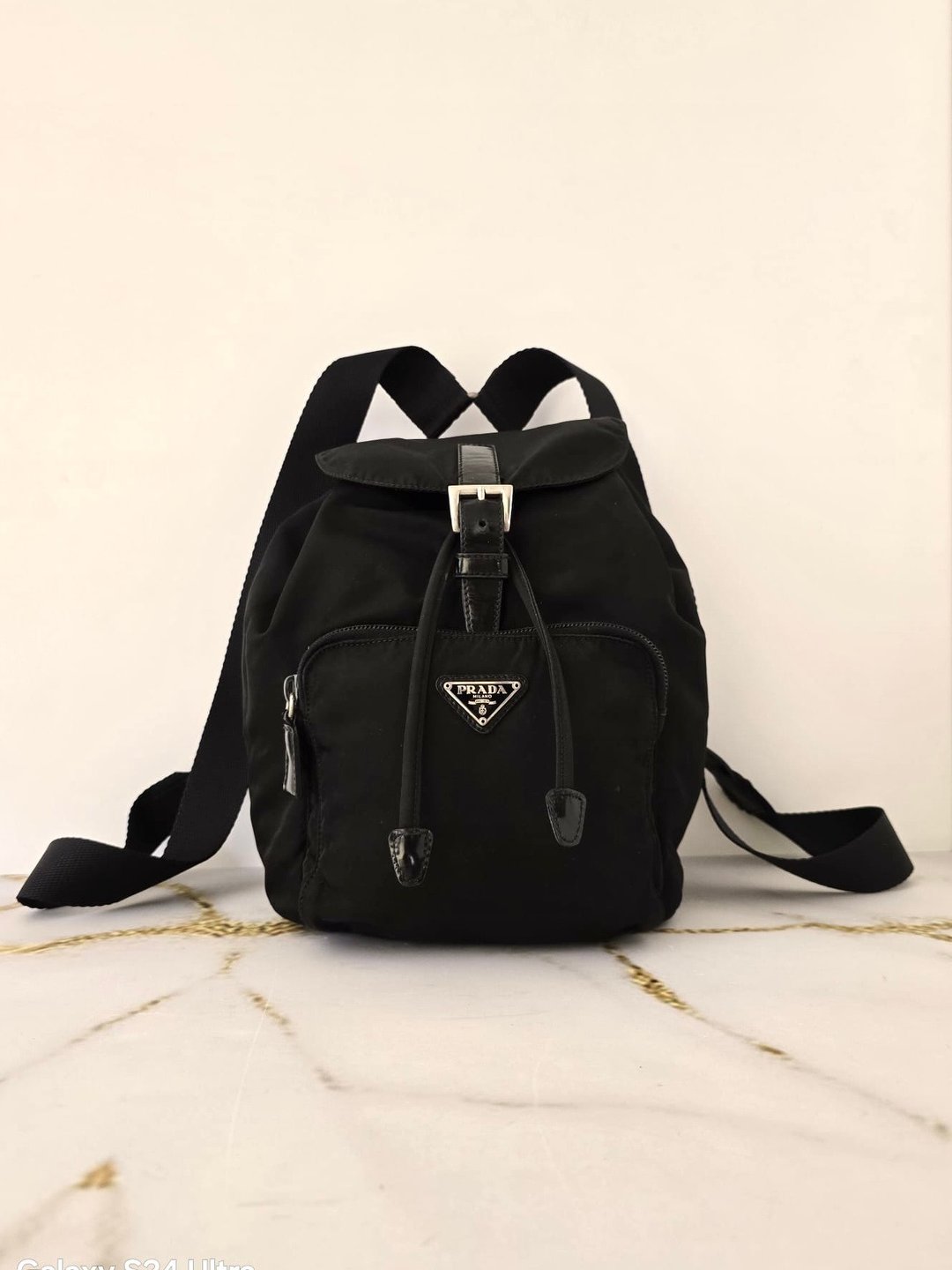 绝版古董品 Prada 黑色银标尼龙双肩包 后背包 背囊 中古包 二手包 - 后背包/双肩包 - 尼龙 黑色