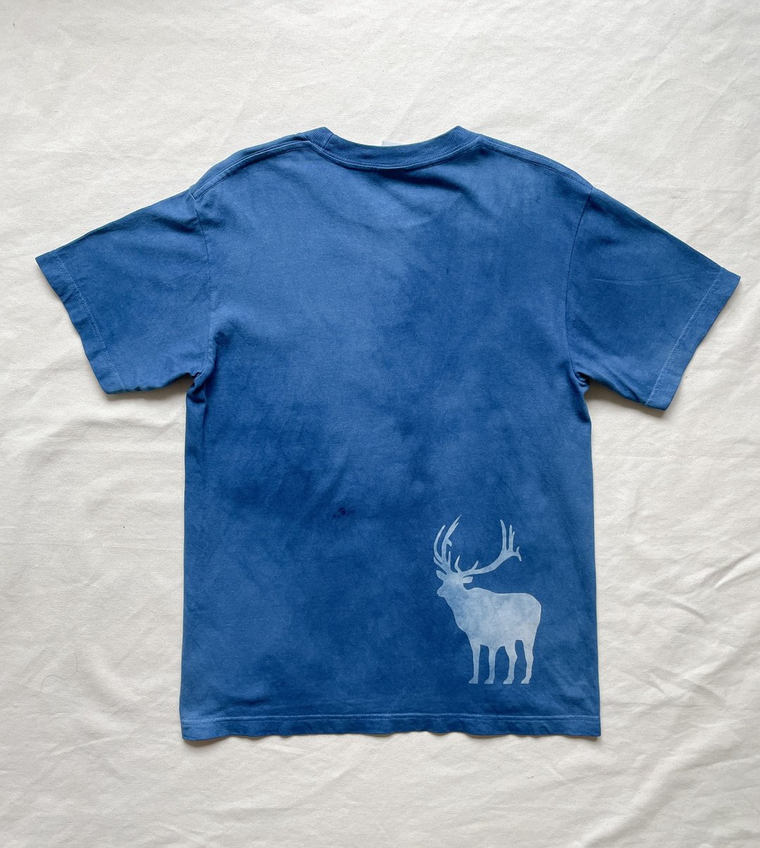 Japanblue 蓝染 满月与鹿 Indigo dyed 蓝染 Moon Deer 绞染 shibori - 中性连帽卫衣/T 恤 - 棉 蓝色