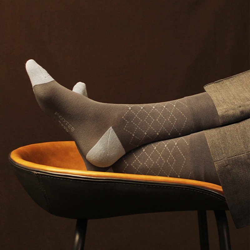 【FOOTER】零束缚 线条格纹绅士袜 (女-Q54M) - 袜子 - 棉．麻 多色