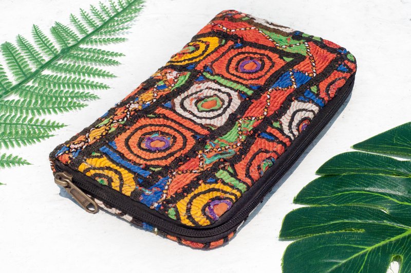 手工刺绣钱包 民族风长夹 刺绣皮夹 手工古布长夹-圆形刺绣花朵 - 皮夹/钱包 - 棉．麻 多色