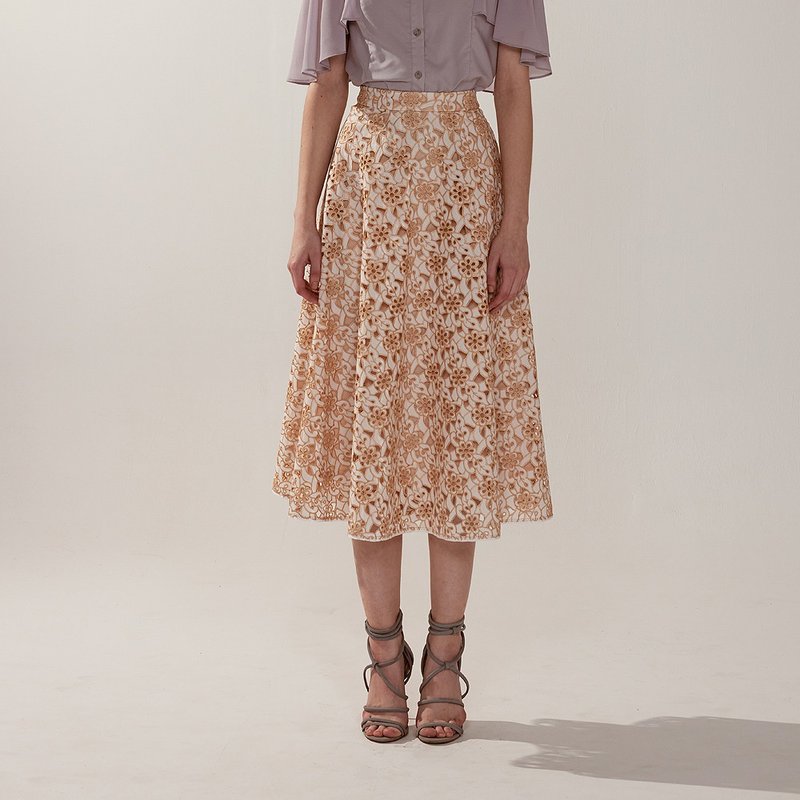 AVVJOY | 法式繡花鏤空優雅長裙 - 裙子 - 其他材质 