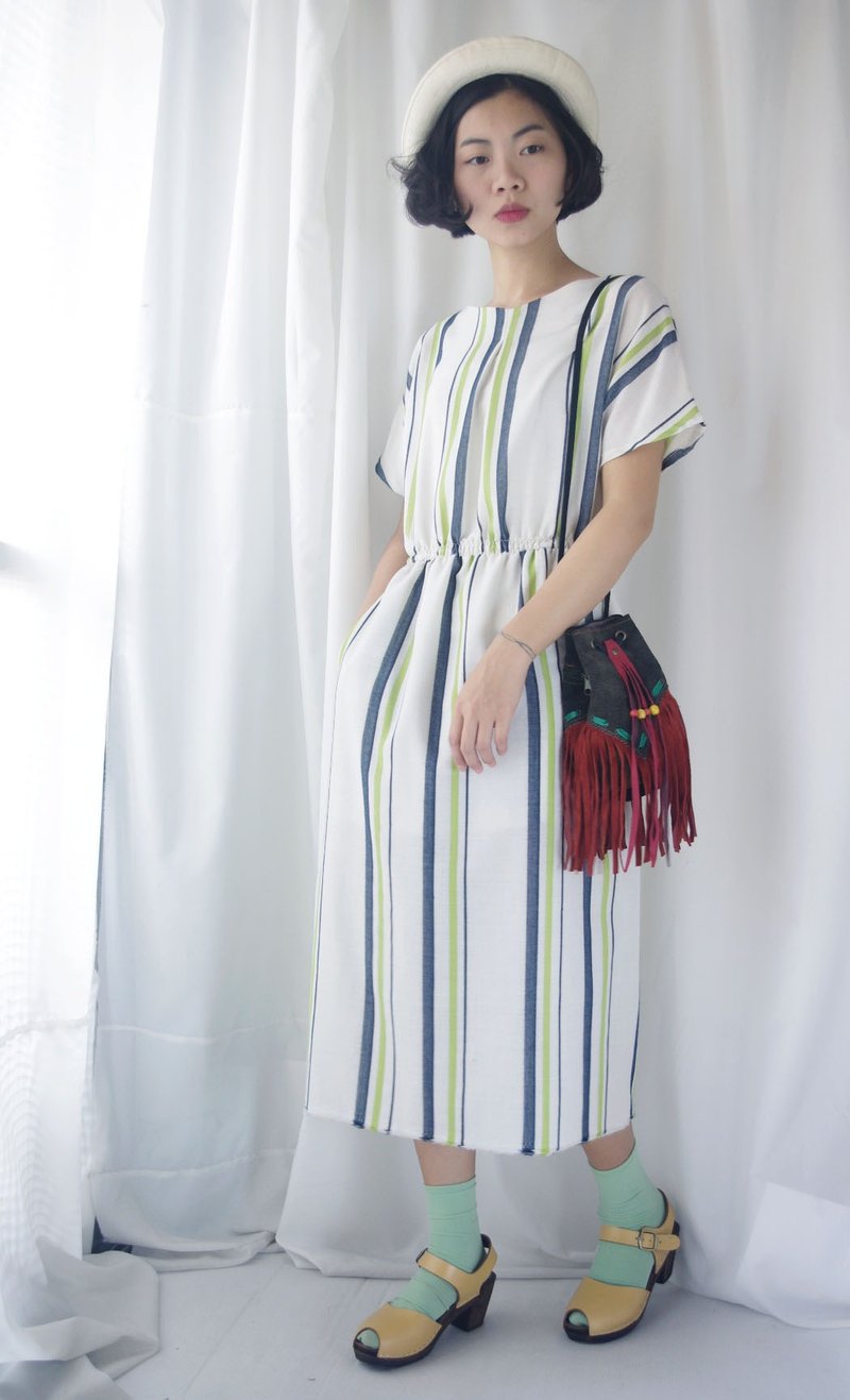 4.5studio设计手作-轻透棉质绿植纹米色清爽洋装 - 洋装/连衣裙 - 棉．麻 白色