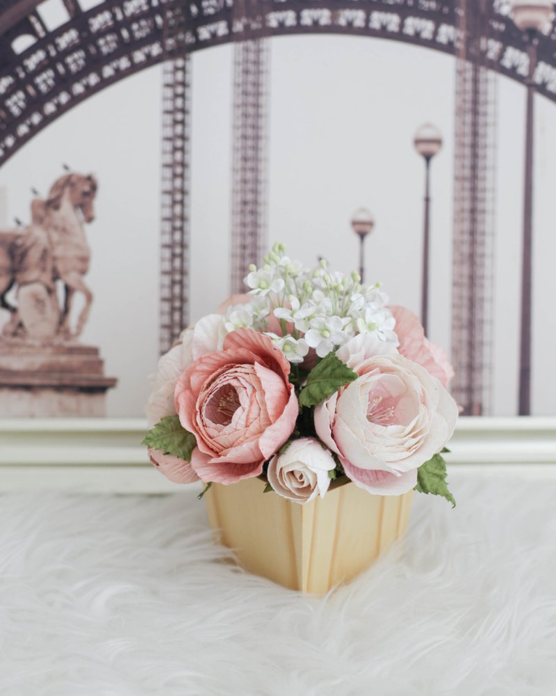 LIGHT PEACH ROSE - Wooden Table Flower Pot - 香薰/精油/线香 - 纸 橘色