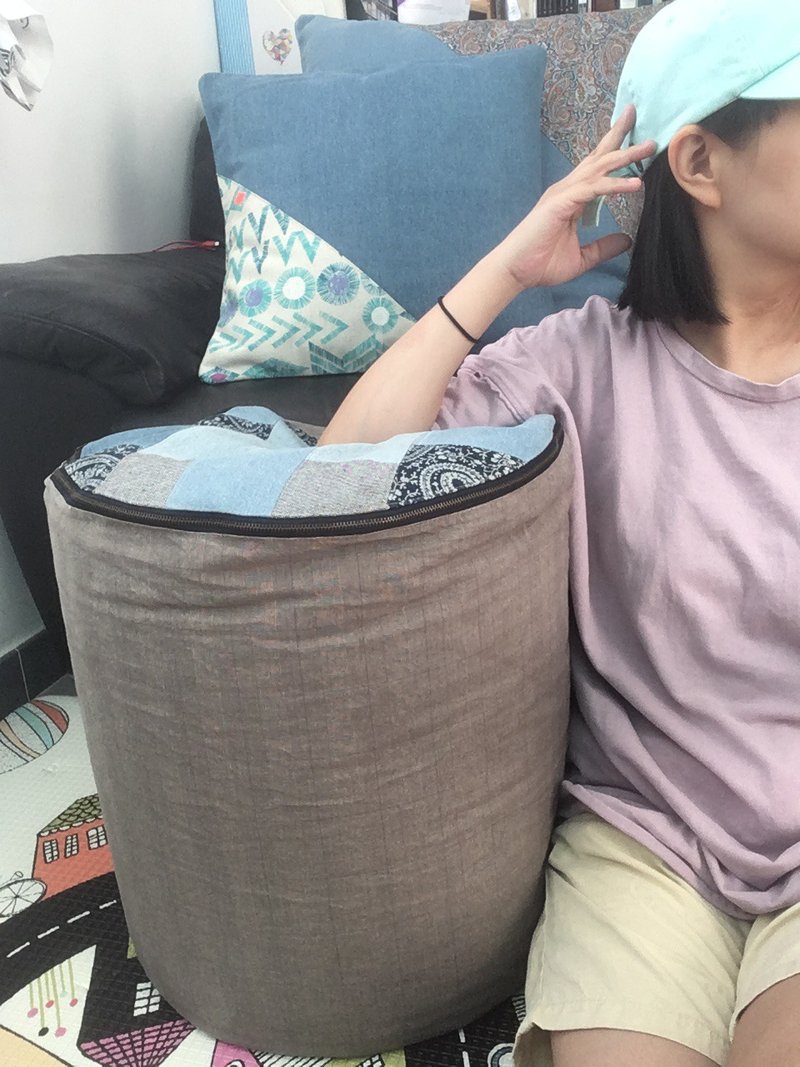Denim Patchwork Pouf Bean Bag Stool 牛仔拼布豆袋椅 丹宁 - 椅子/沙发 - 棉．麻 蓝色