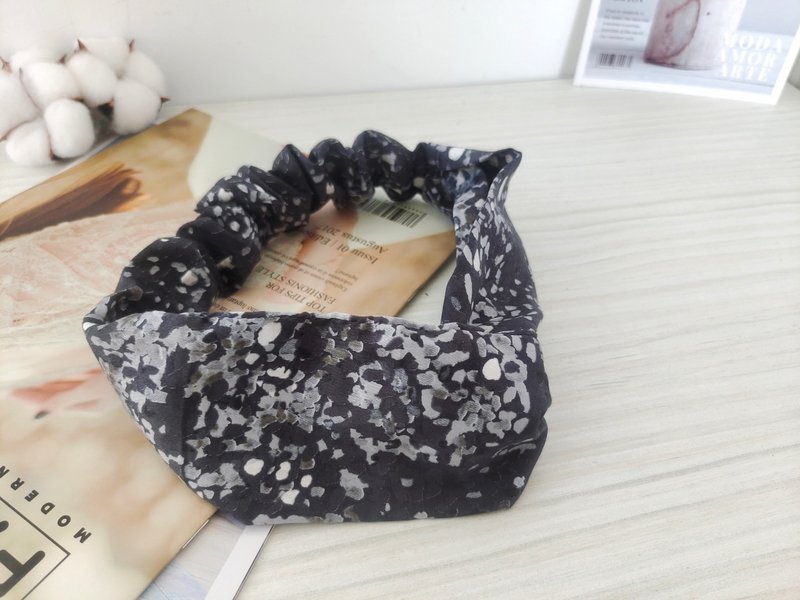 黑银闪烁-日本设计师发带-设计师系列 - 发带/发箍 - 棉．麻 黑色