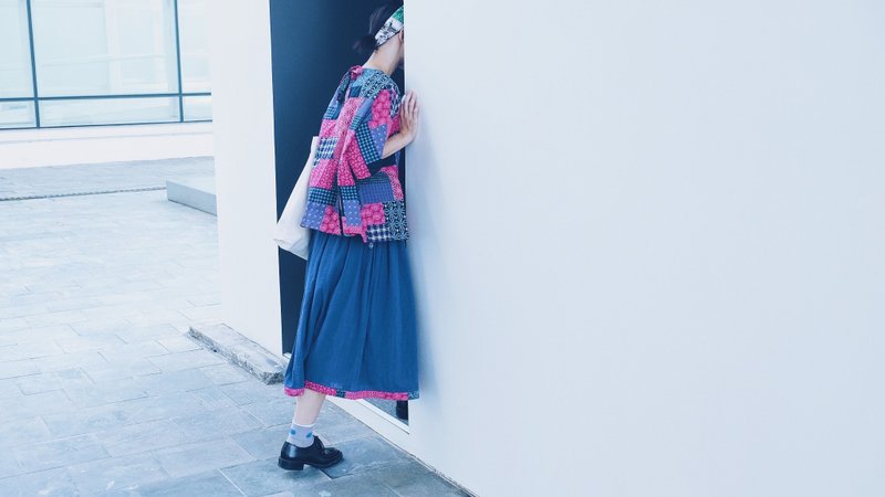 棉麻拼布玫红上衣//Patchwork Rose red bandage back detail top - 女装上衣 - 棉．麻 多色