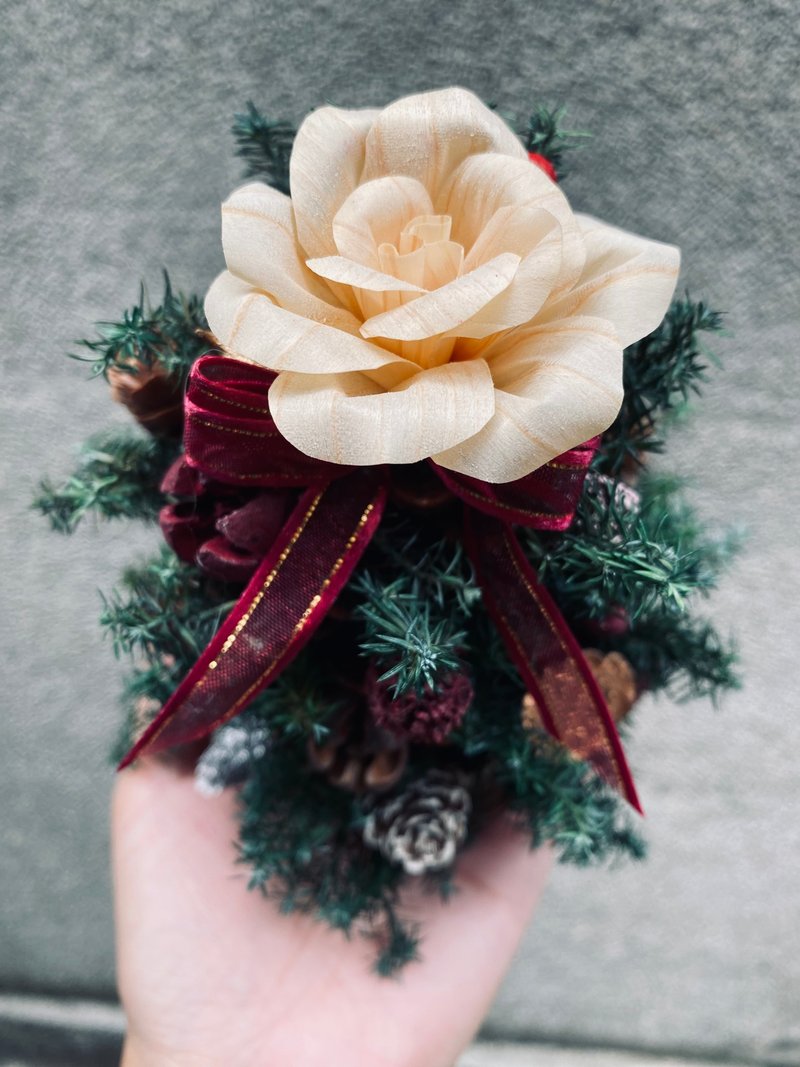 桧乐花松果圣诞树 - 干燥花/捧花 - 木头 红色