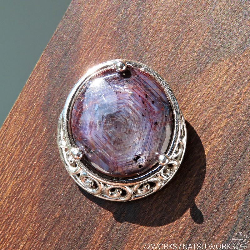 Star Ruby Brooch - 胸针 - 宝石 紫色