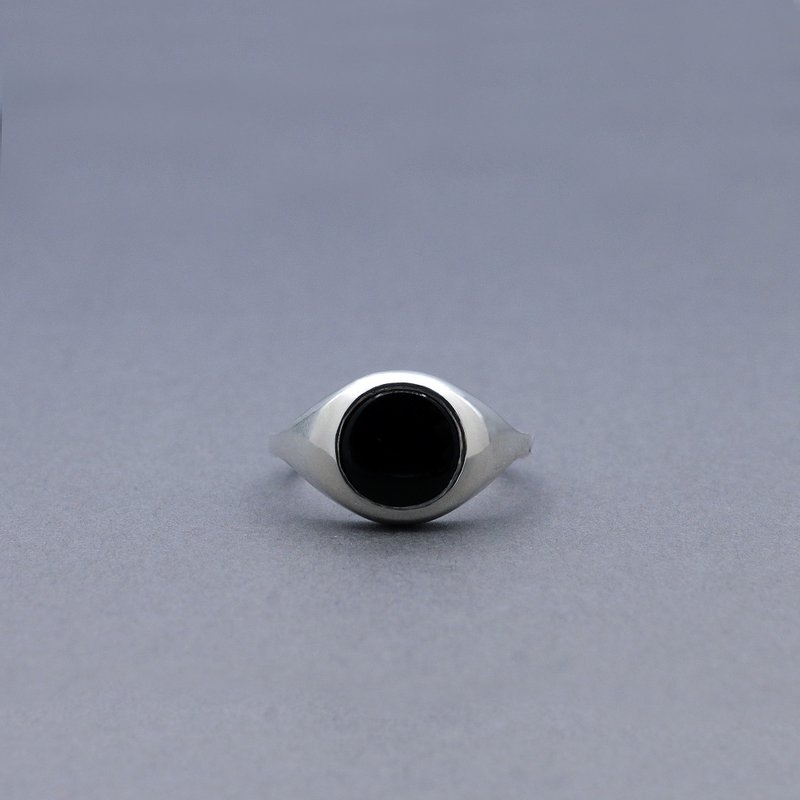 スリム ブラック オニキス シグネット リング - 戒指 - 其他金属 黑色