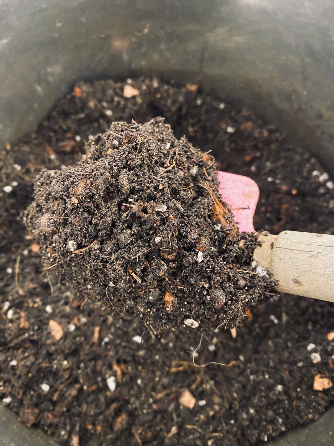 全效营养土 氮磷钾成份 添加EM菌 - 植栽/盆栽 - 其他材质 