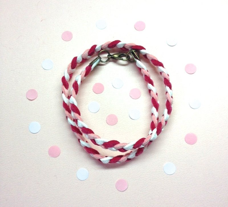 /openfish/ 樱花花草系款 双圈 韩国绒手链 - 手链/手环 - 其他材质 粉红色