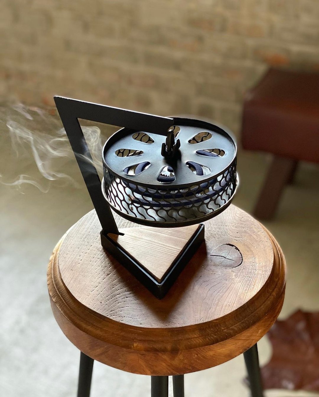 Limited quantity MCH-SH incense mosquito coil holder iron stand incense store ho - 其他 - 其他金属 黑色