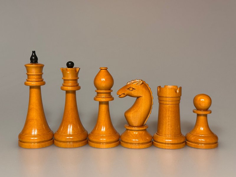 苏联 - 俄罗斯锦标赛象棋套装 1939-41，复制品 - 桌游/玩具 - 木头 黑色