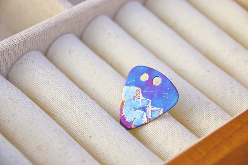 手工纯钛吉他拨片guitar pick─愿 /免费雷雕刻字 - 吉他配件 - 其他金属 多色