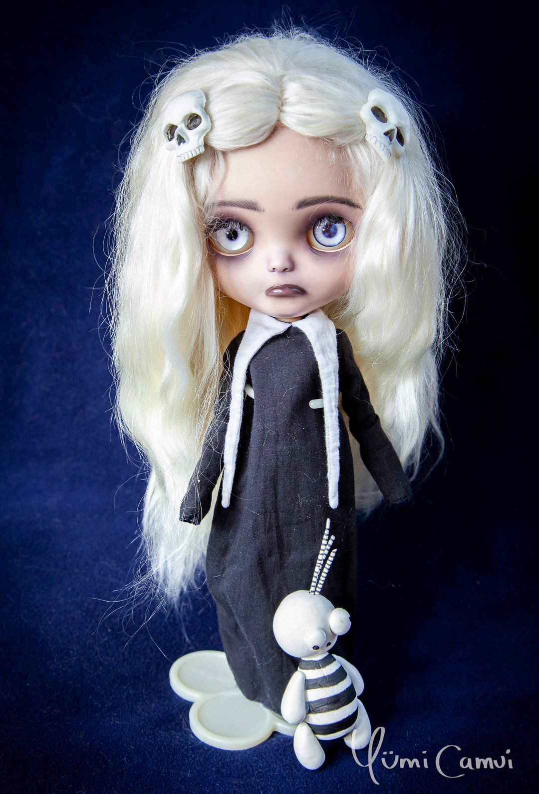 OOAK Takara Lenore 可爱的小死女孩娃娃，由 Yumi Camui 设计 - 玩偶/公仔 - 塑料 