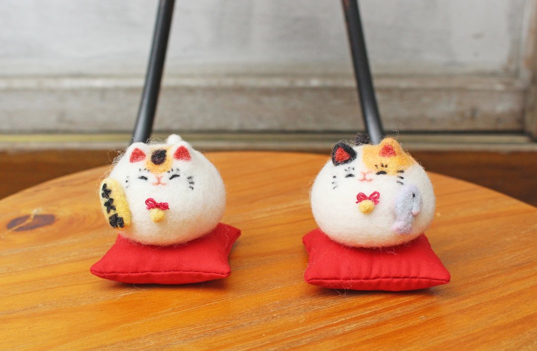 Anny's．招财招鱼喵夫妻 Mr. and Mrs.Lucky Cat (展示) - 玩偶/公仔 - 羊毛 红色