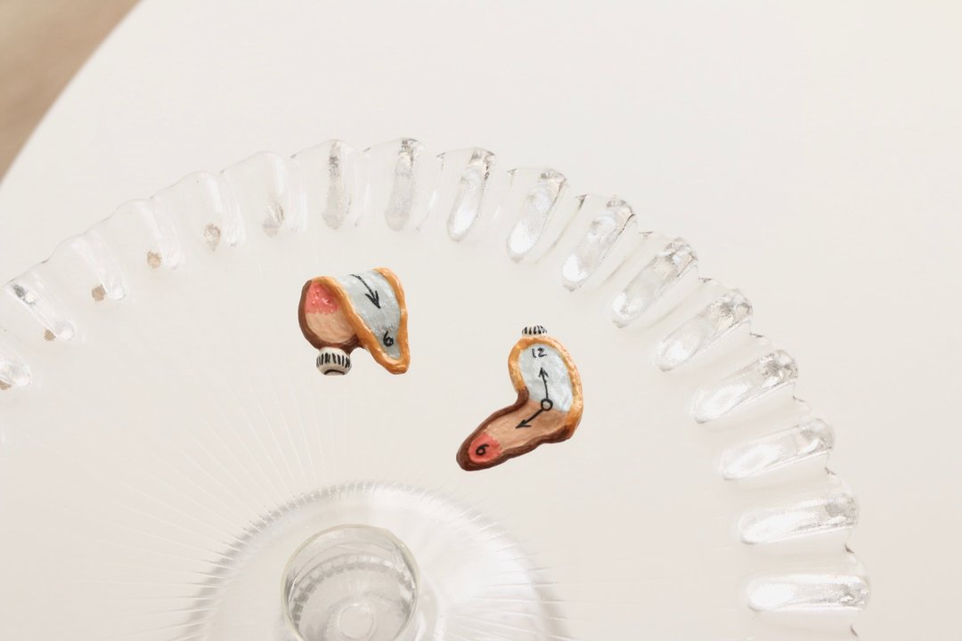 Ceramic Brooch Clock - 胸针 - 陶 蓝色
