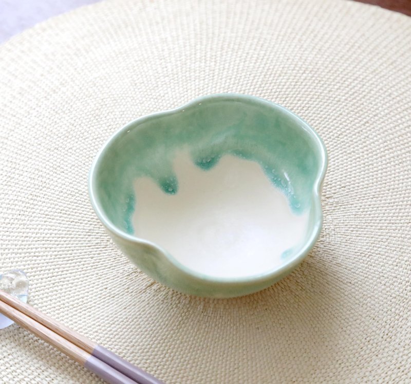 流动的蓝绿小碗 - 碗 - 陶 绿色