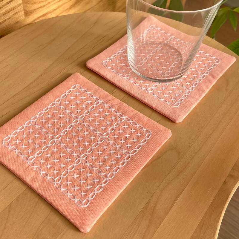 2 件组 Sashiko 杯垫，饼干橙刺绣杯架，刺绣，可水洗，小礼物，生日，咖啡厅，咖啡，糖果 - 杯垫 - 棉．麻 橘色
