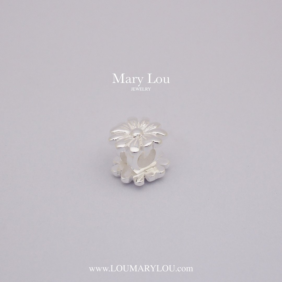 Flower Charm, SILVER - 手链/手环 - 纯银 银色