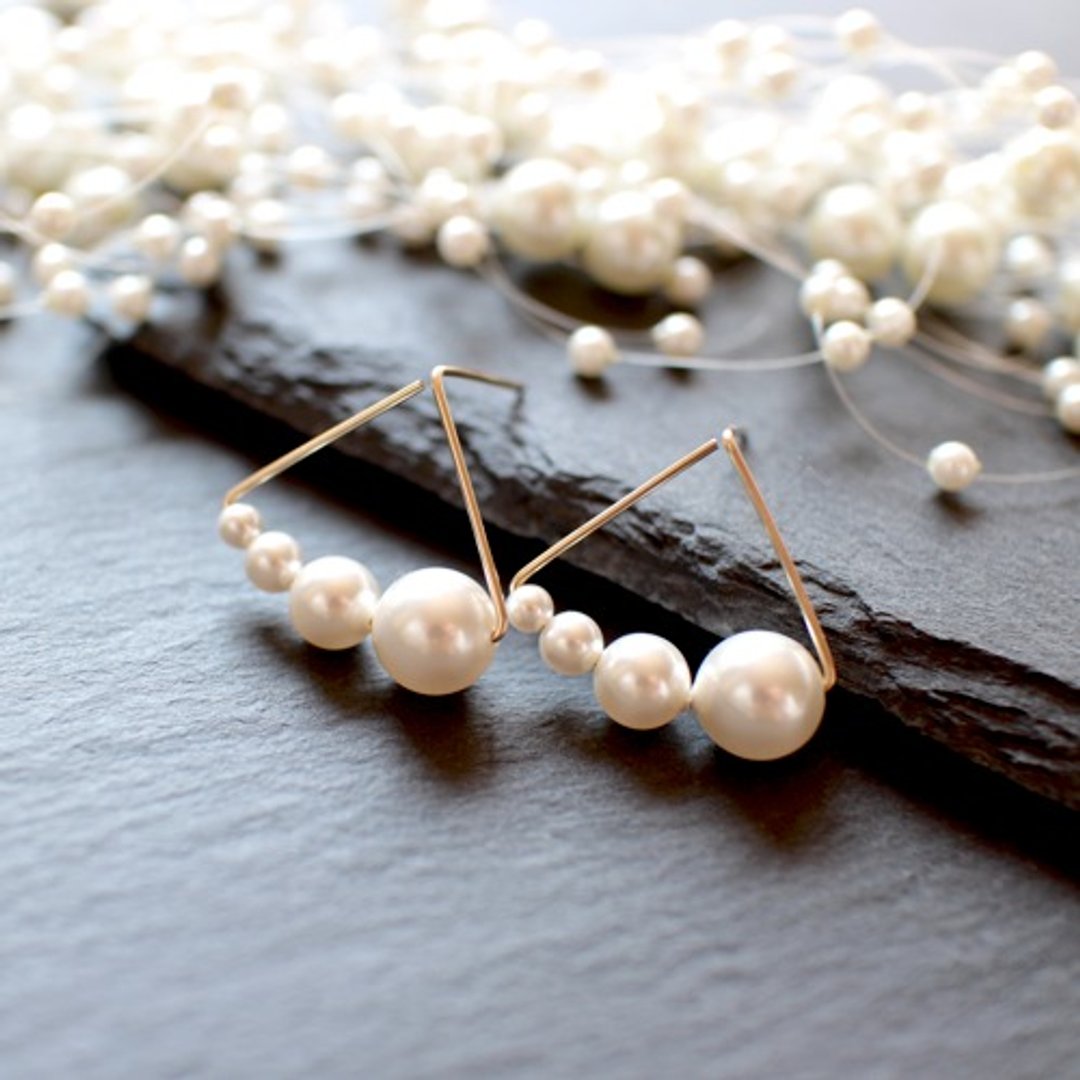 14kgf Swarovski Pearl Opera Pierce - 耳环/耳夹 - 贵金属 白色