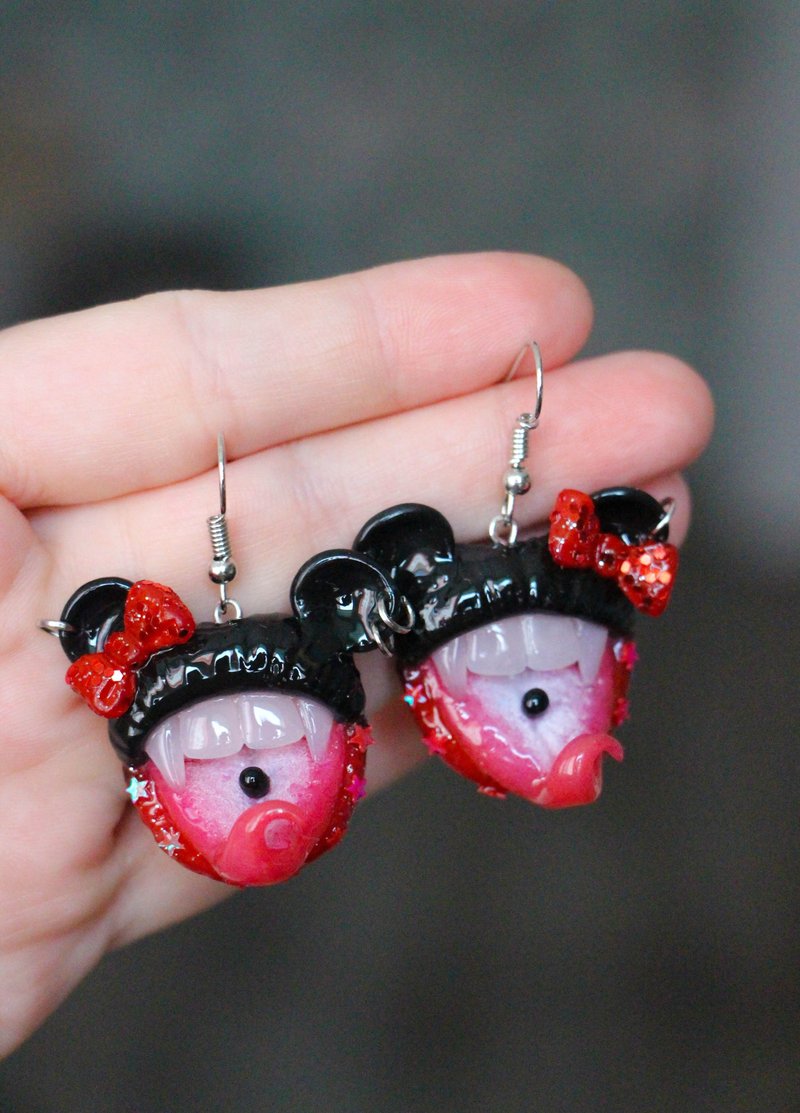 Cute Earrings Black Earrings - 耳环/耳夹 - 粘土 黑色