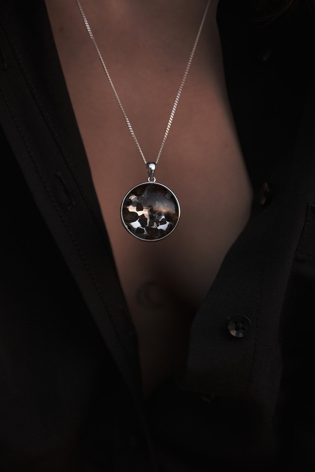 Big Round Pallasite Meteorite pendant made with Sericho Meteorite - 项链 - 银 