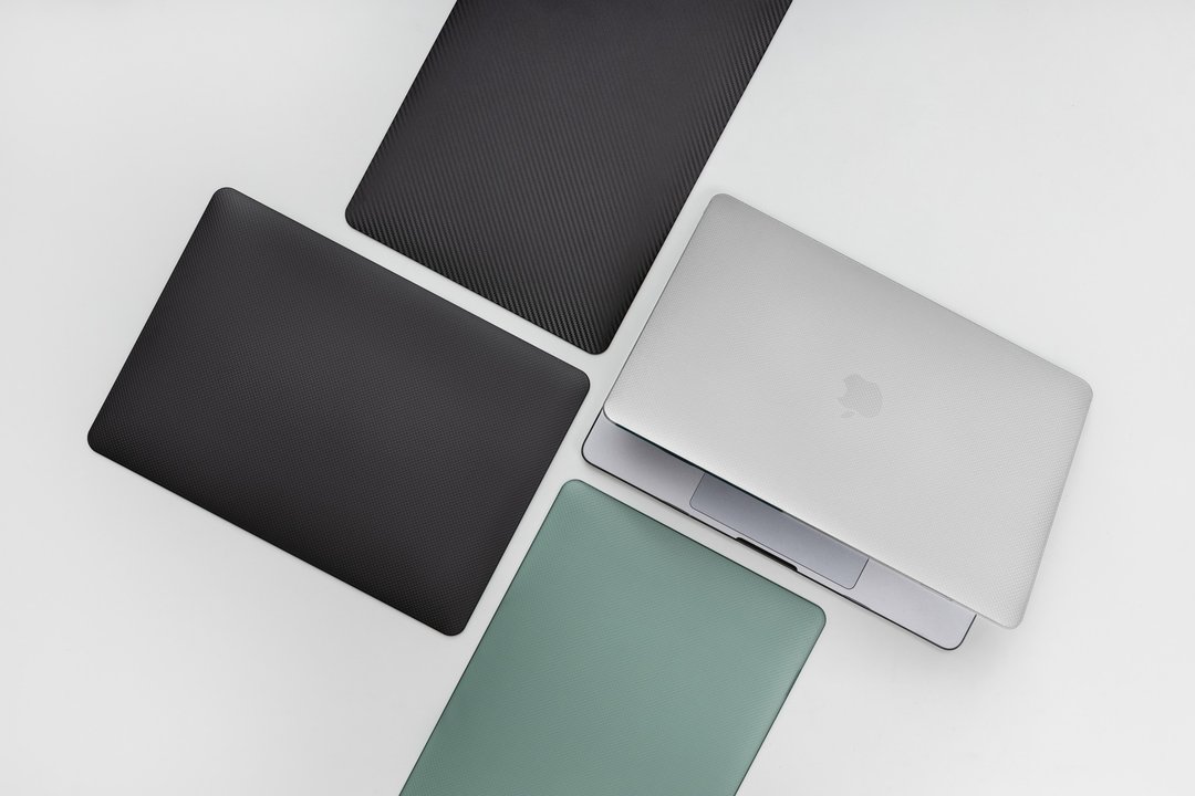 Touch MacBook Pro 13寸 刻纹感笔电保护壳 适用M1-M3 - 平板/电脑保护壳 - 塑料 