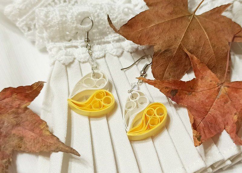 纸工艺 衍纸 卷纸 手作饰品—挂心 / 黄色 - 耳环/耳夹 - 纸 黄色