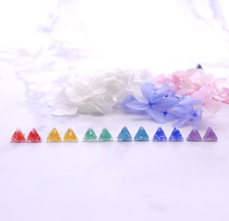 小小世界 _ 贝壳碎片树脂耳环 【925银耳针。可改夹式】 - 耳环/耳夹 - 树脂 多色