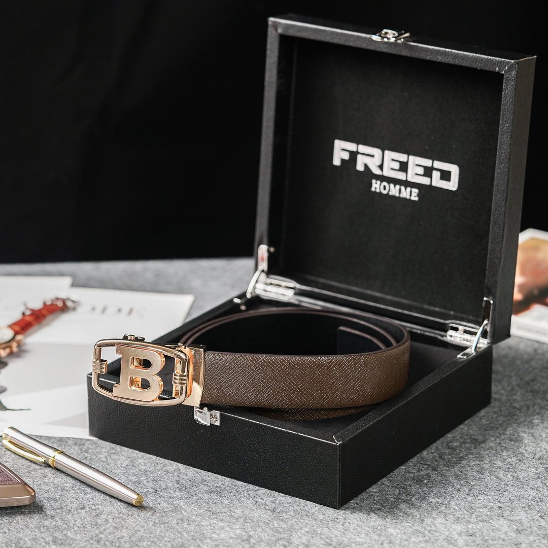 【FREED】时尚英文字母扣头商务头层牛皮自动皮带 - 皮带/腰带 - 真皮 咖啡色