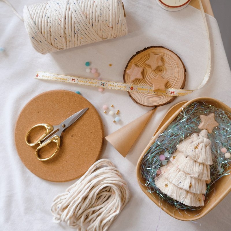 圣诞礼盒__森林派对 (材料包) - 编织/刺绣/羊毛毡/裁缝 - 棉．麻 