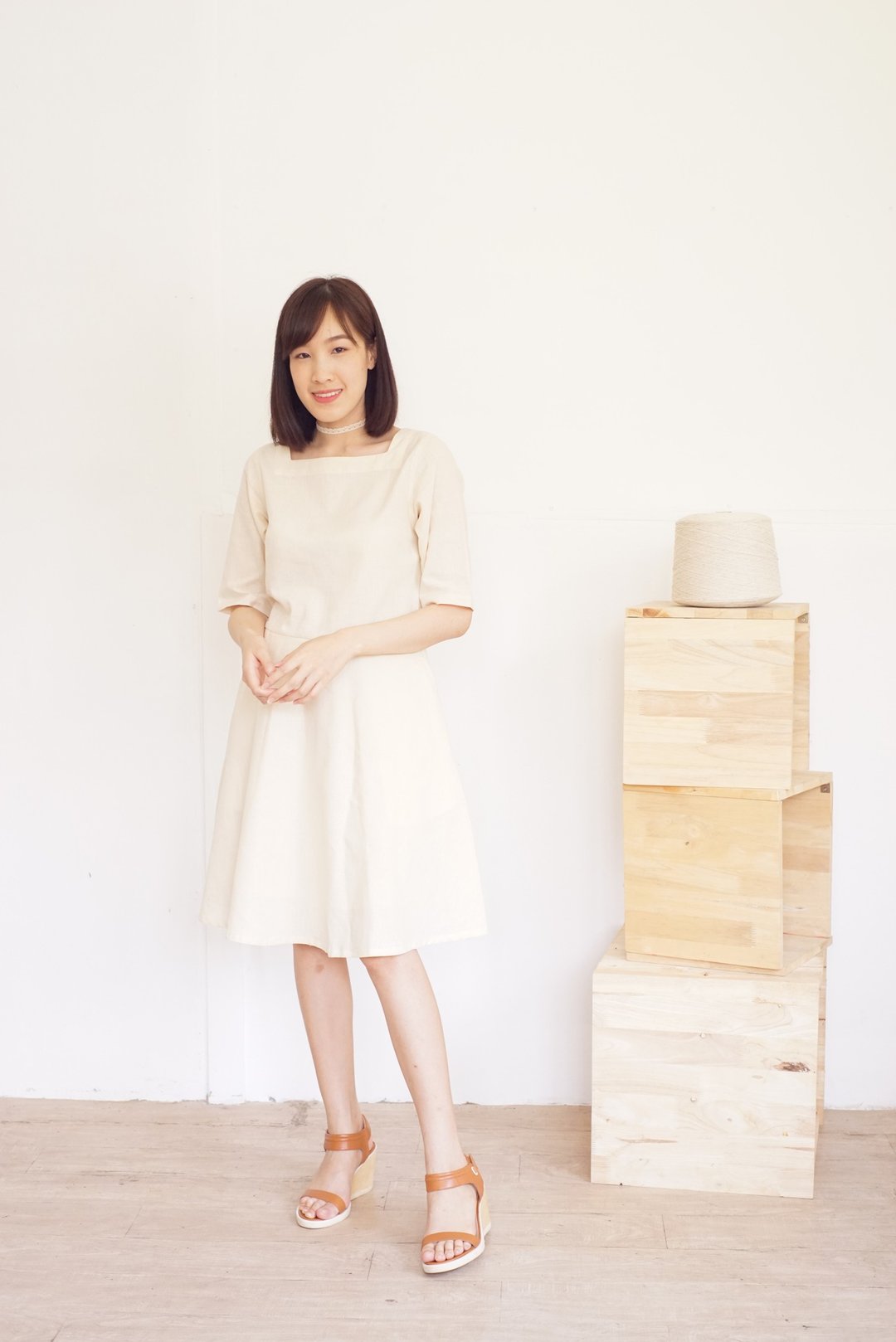 Kantali Champa Dresses : square neck dress short sleeve knee length dress. - 洋装/连衣裙 - 棉 黄色