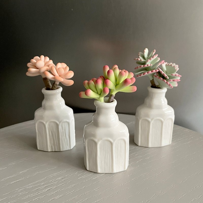 法式罗纹小白瓷瓶 共3款。软陶黏土多肉植物 - 摆饰 - 粘土 绿色