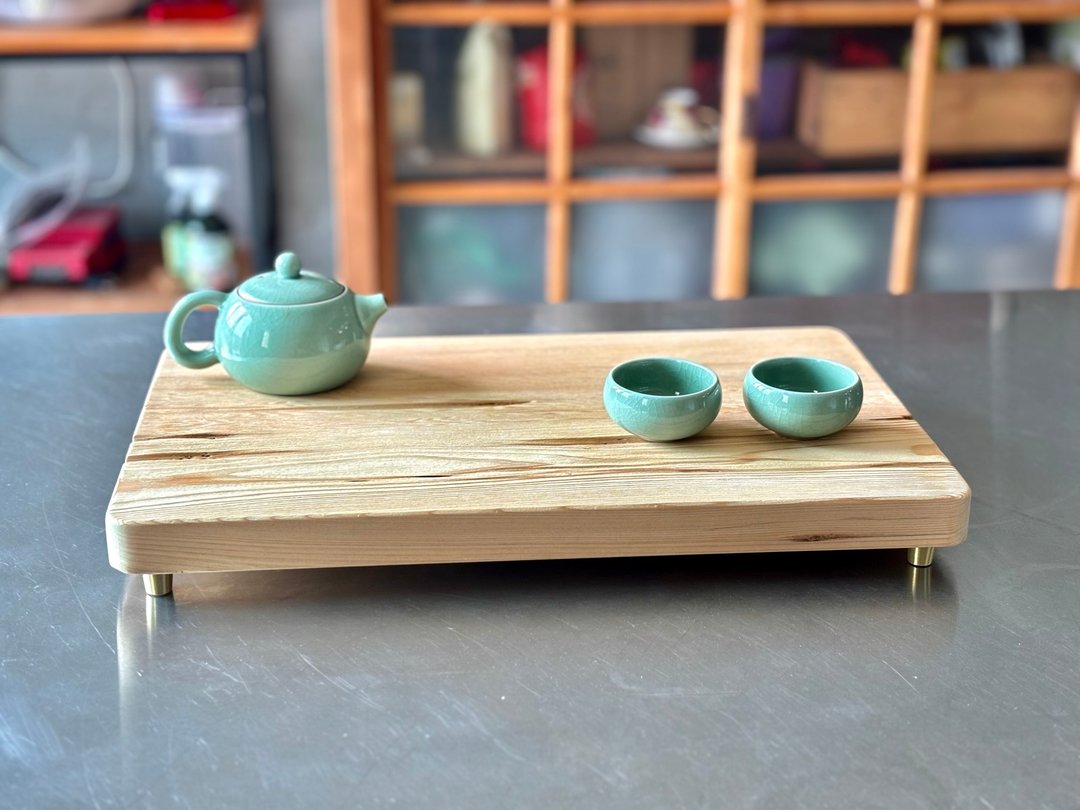 台湾桧木原木茶台砧板 - 托盘/砧板 - 木头 金色
