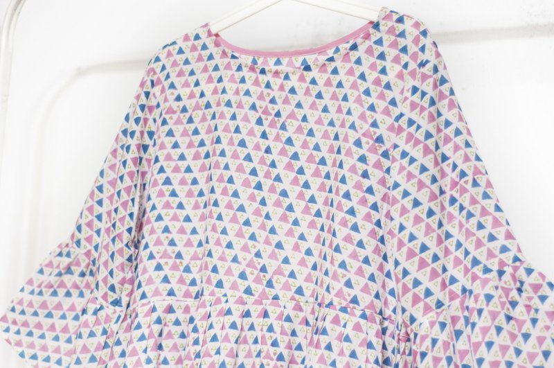 木刻印纯棉上衣/印度棉上衣/blockprint宽版泡泡袖上衣-彩色山丘 - 女装上衣 - 棉．麻 多色