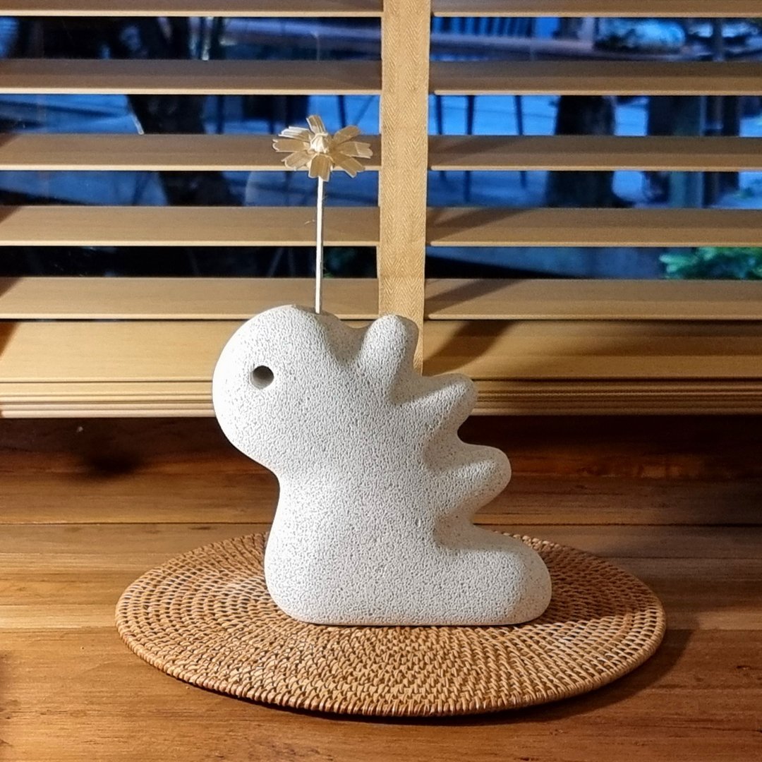 恐龙花瓶为了展示，可以放花痴。 - 摆饰 - 其他材质 白色
