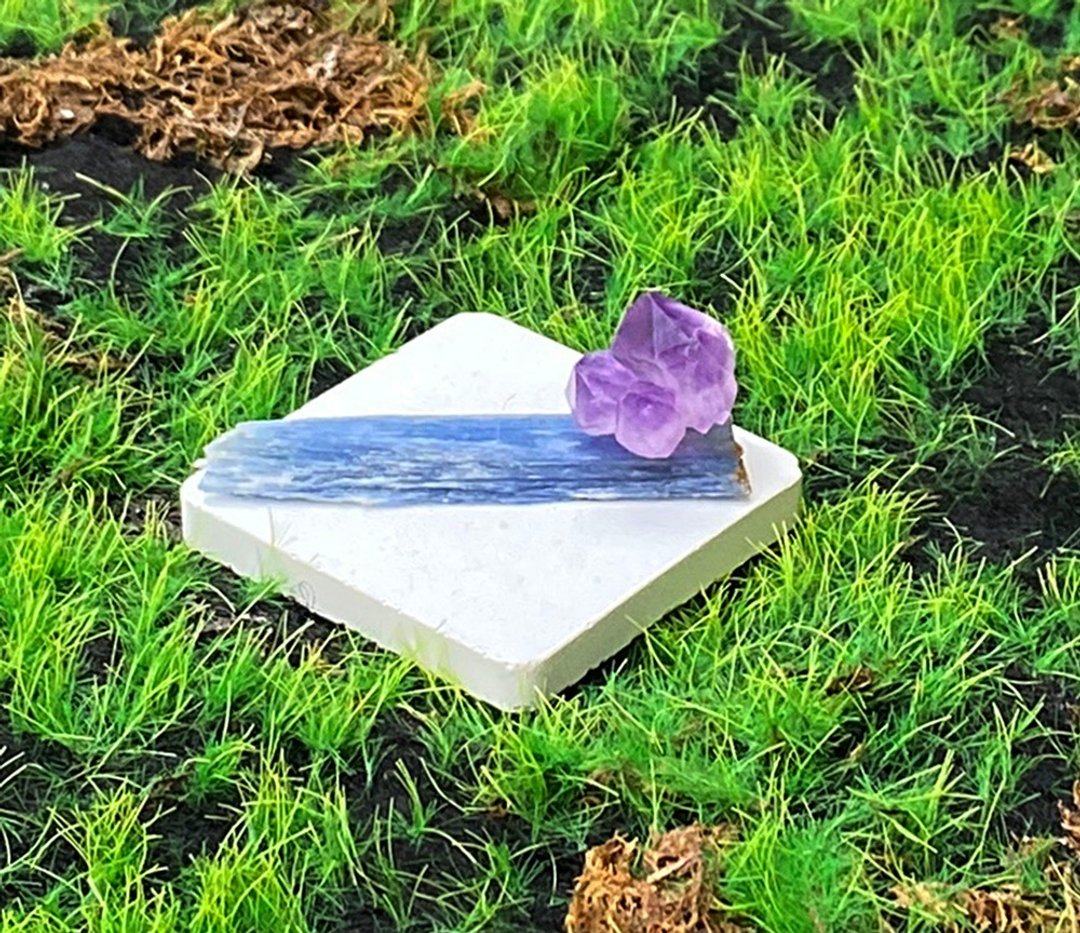 紫晶骨干晶花 | 蓝晶石 | 沟通 表达 观察力 避邪化煞 招财增智慧 - 摆饰 - 水晶 多色