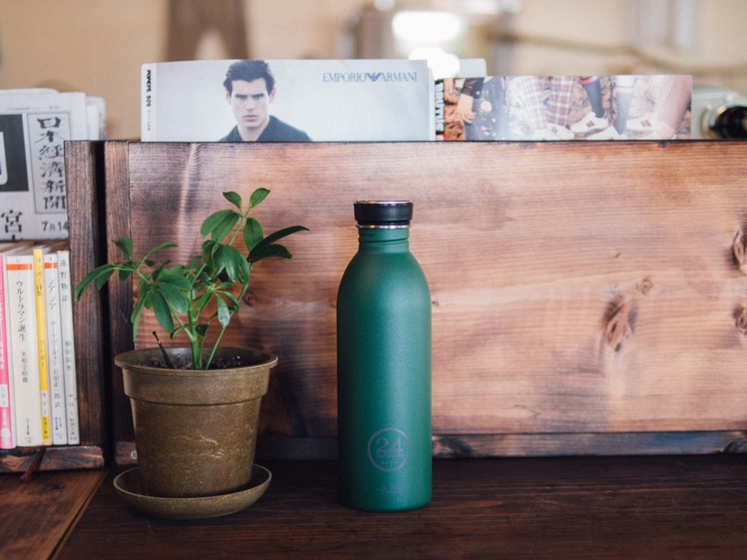 24Bottles - Urban Bottle Forest Green (Stone 磨砂) - 重量只有100g的不锈钢水瓶 - 茶具/茶杯 - 其他金属 绿色