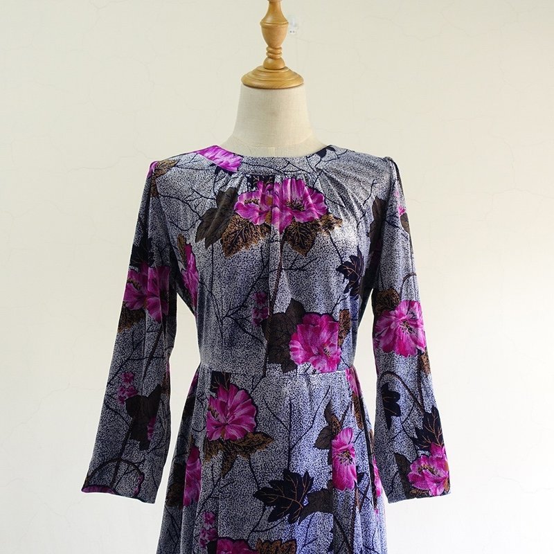 │Slowly│ 紫卉.绒布/古着洋装 │vintage.复古.文艺 - 洋装/连衣裙 - 聚酯纤维 多色