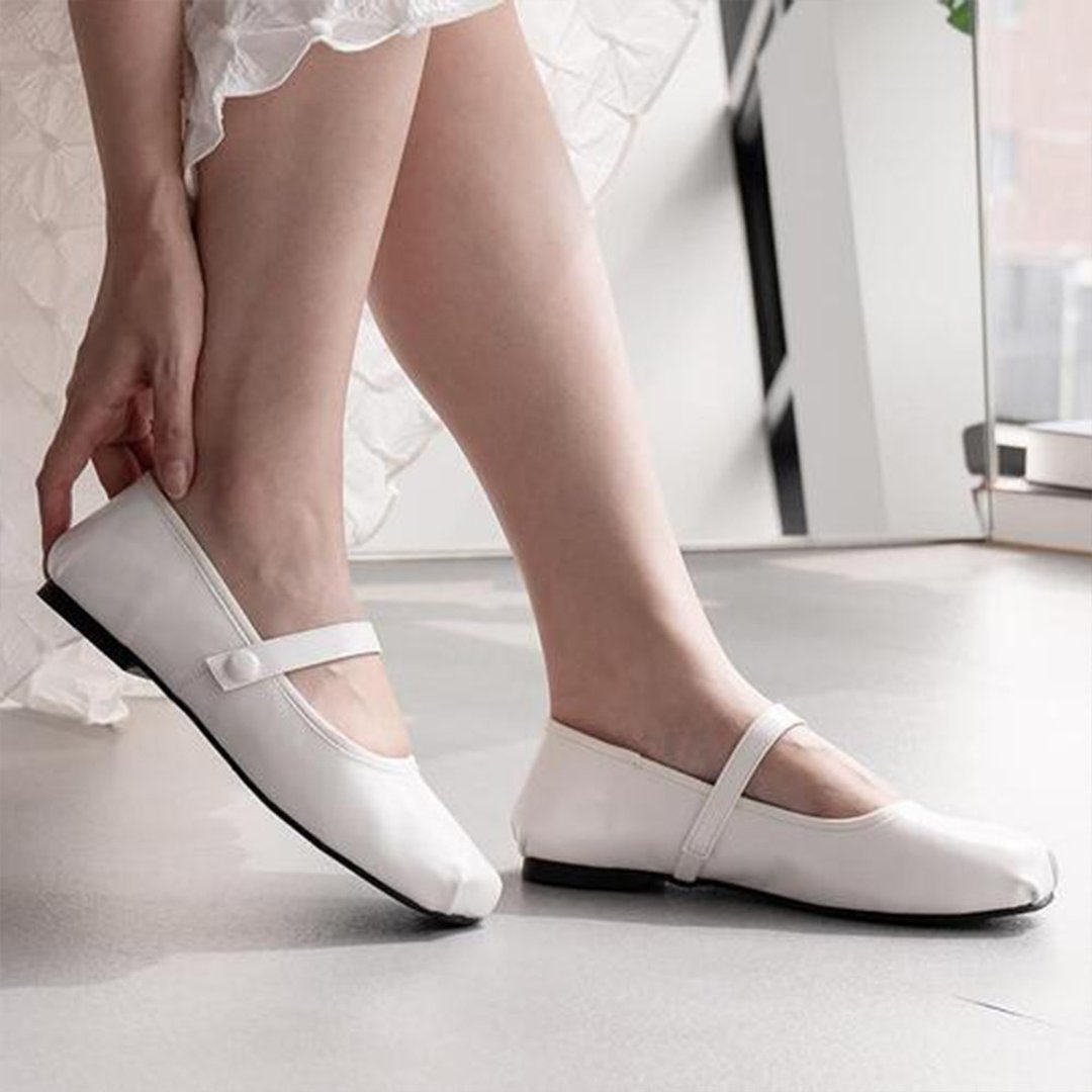 PRE-ORDER SPUR Ballerina MJ 平底鞋 SS8041 White - 其他女款皮鞋 - 其他材质 