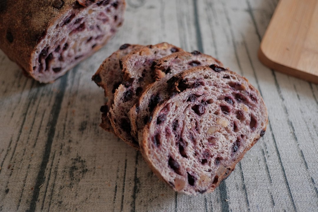 |裸麦鲁邦| 圣多美核桃大酸种 Raisin Walnut Big Sourdough - 面包/吐司 - 其他材质 