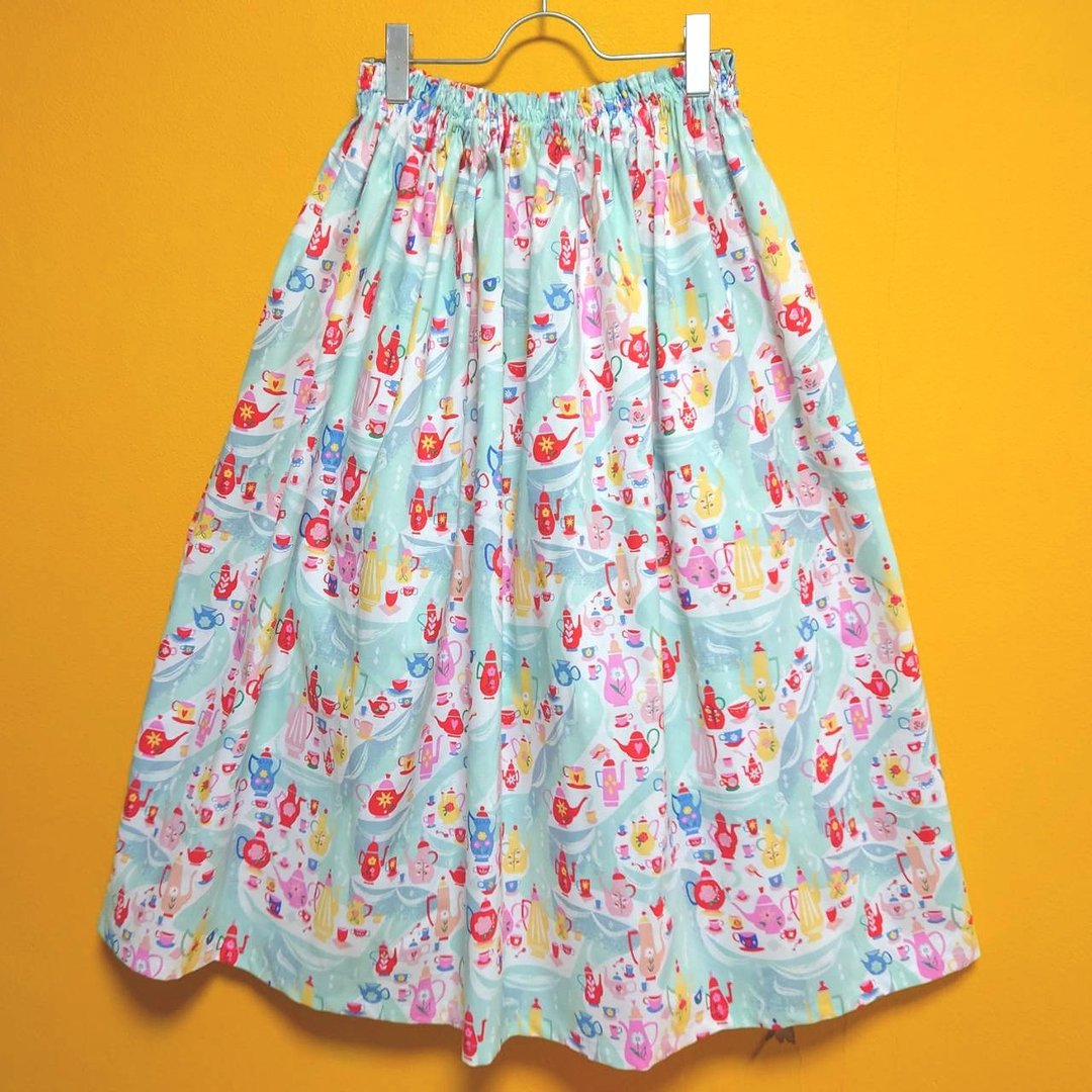 【接单订制】Alice in Wonderland 纯美国棉长裙 Free size 日本制 - 裙子 - 棉 多色