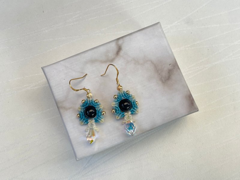 220821 Macrame 南美蜡线 蓝虎眼 耳环 - 耳环/耳夹 - 半宝石 蓝色