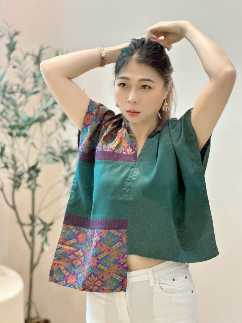 古董泰丝华丽绿紫菱格花纹图腾不对称变形虫深绿缎面四角衣四方衣 - 女装 T 恤 - 棉．麻 绿色