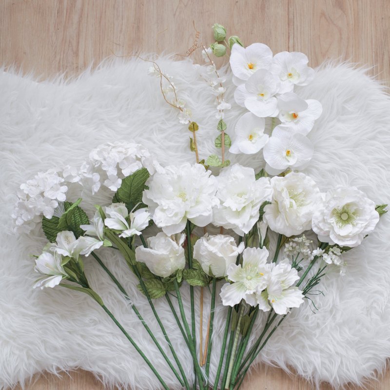 PURE WHITE - Medium Posie Rooms for Home Decoration - 香薰/精油/线香 - 纸 白色